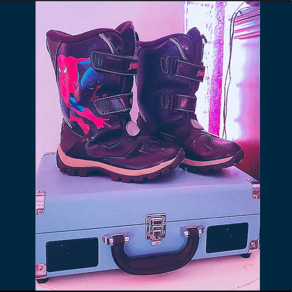Waterproof children’s snow boots ✨💦❄️✨